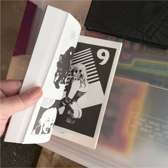 Sin City DVD Frank Miller. Everything included. Discs in excellent condition. - Picture 4 of 6